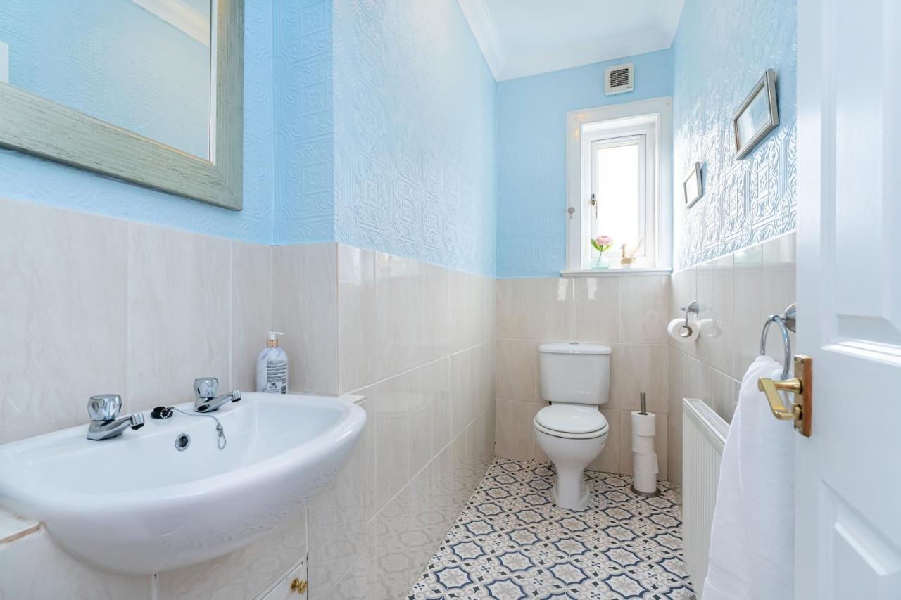 New Four Bedroom House - All Rooms Ensuite Стерлинг Экстерьер фото