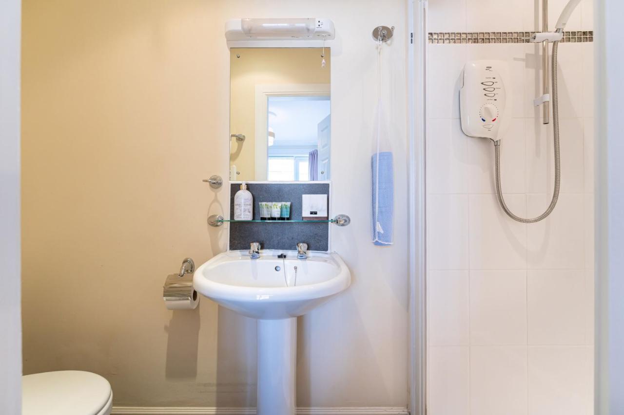 New Four Bedroom House - All Rooms Ensuite Стерлинг Экстерьер фото