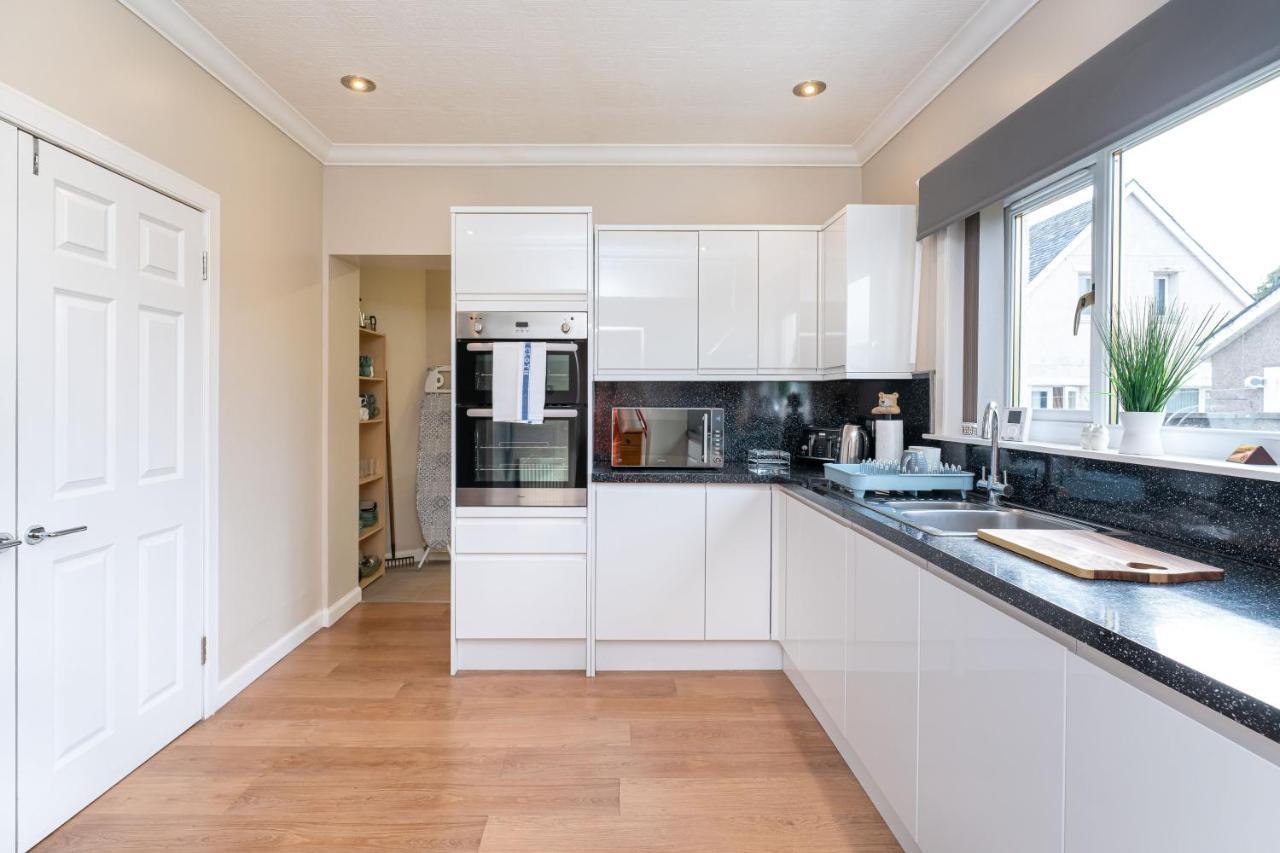 New Four Bedroom House - All Rooms Ensuite Стерлинг Экстерьер фото
