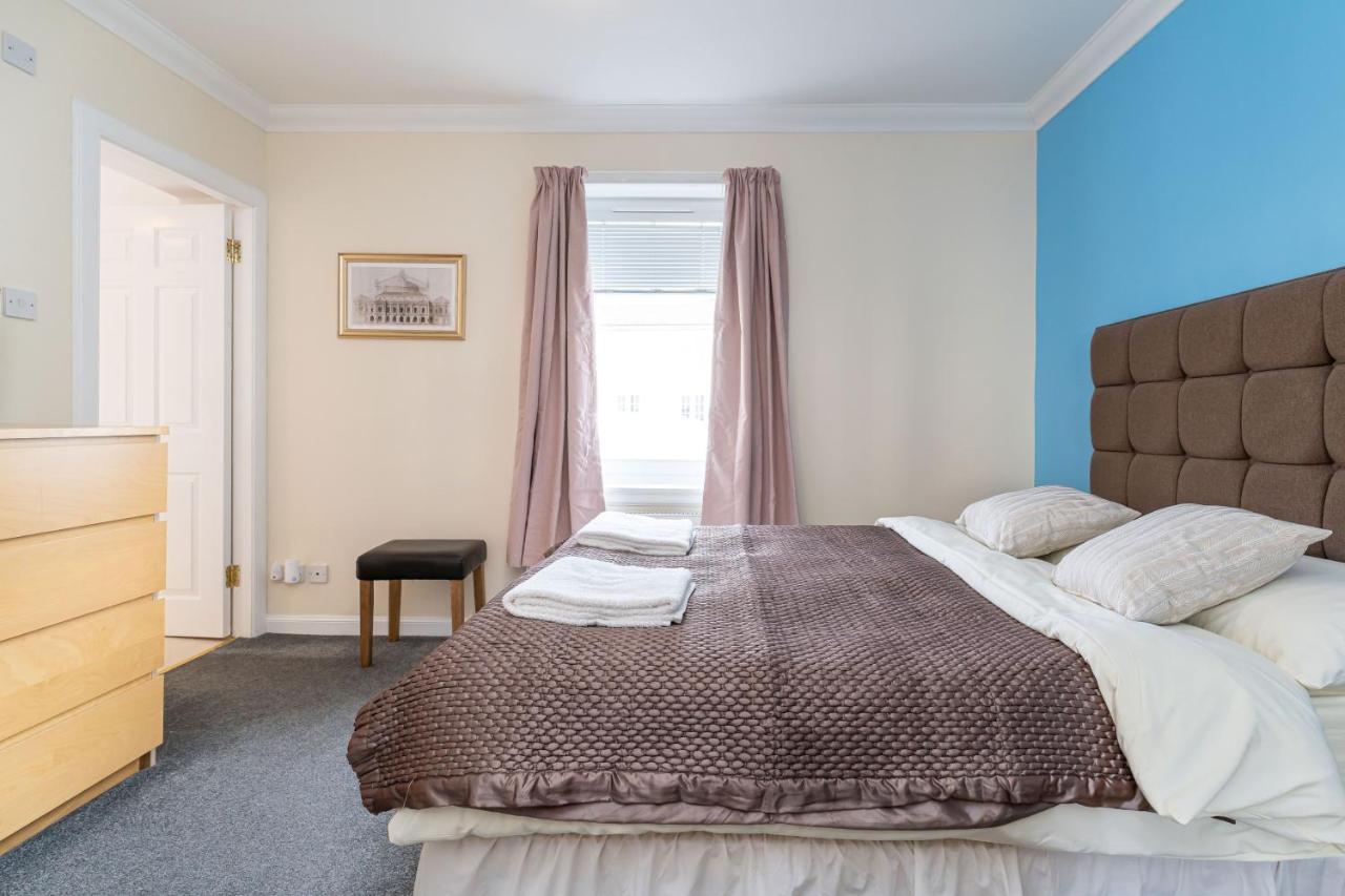 New Four Bedroom House - All Rooms Ensuite Стерлинг Экстерьер фото