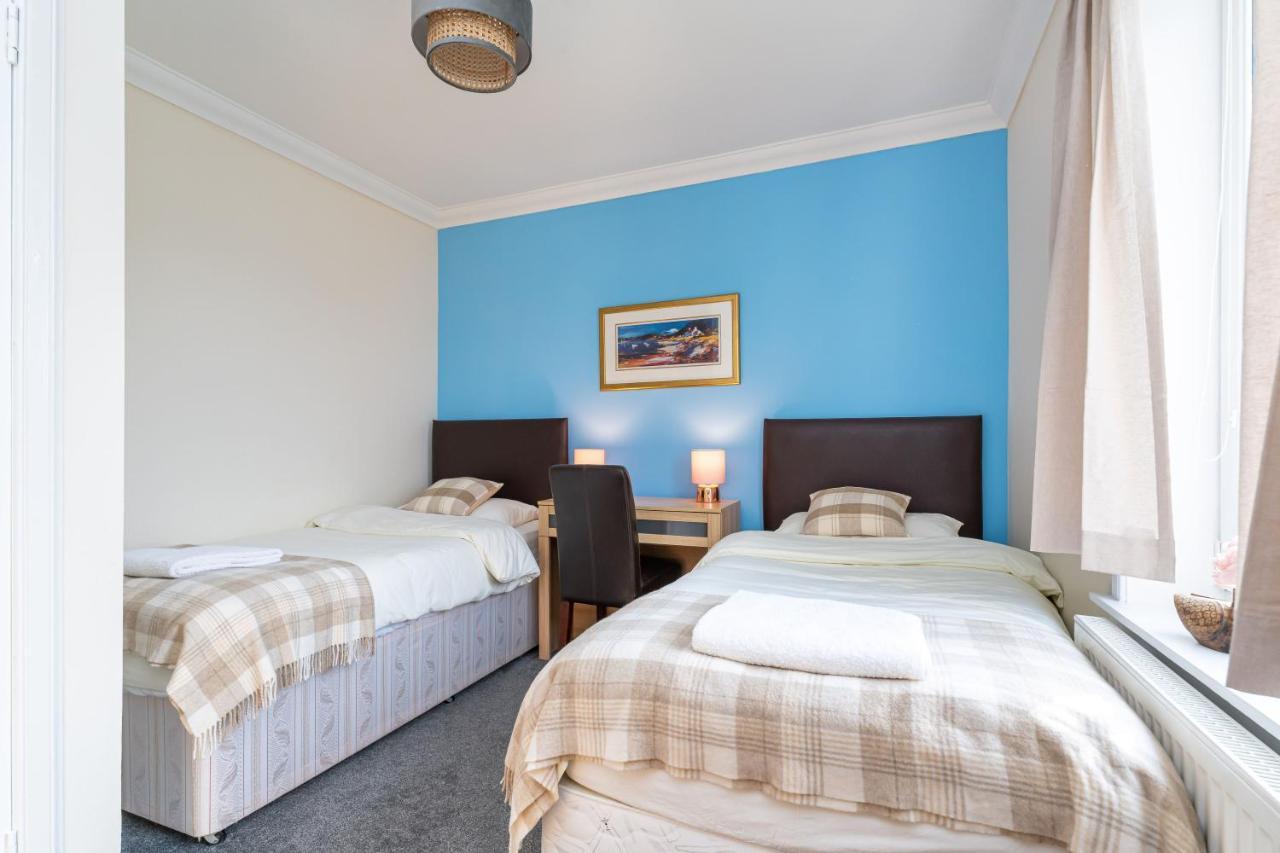 New Four Bedroom House - All Rooms Ensuite Стерлинг Экстерьер фото